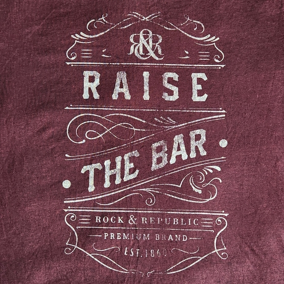 Rock & Republic Y2K Grunge Raise The Bar Music Burgundy Red XL Graphic T-Shirt R - Picture 1 of 6